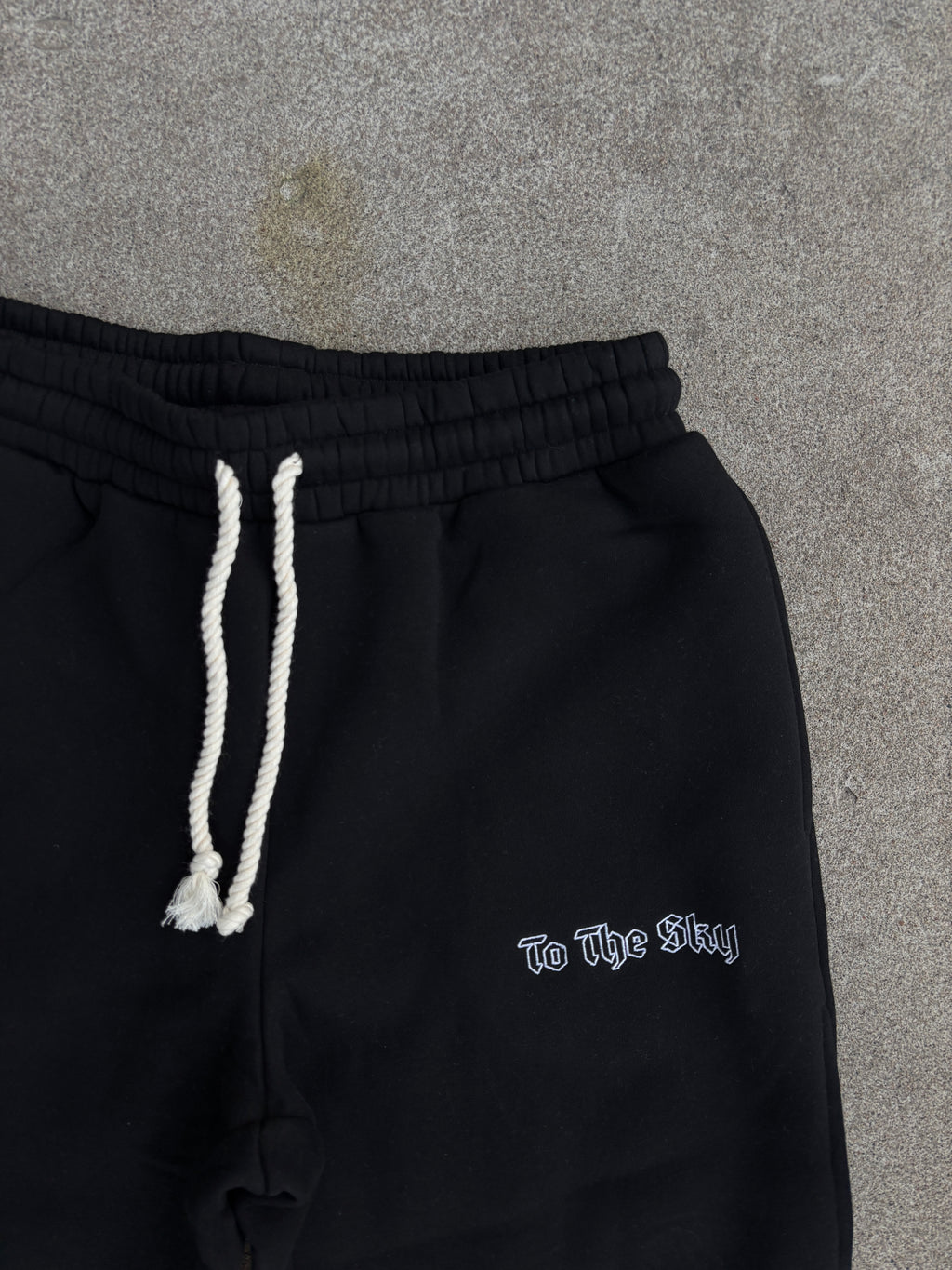HEAVYWEIGHT SWEATPANTS